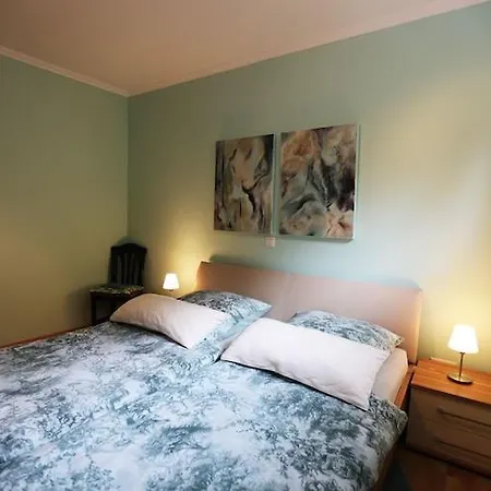 Vulkaneifel Garden Retreat, Cleaning Included Daun