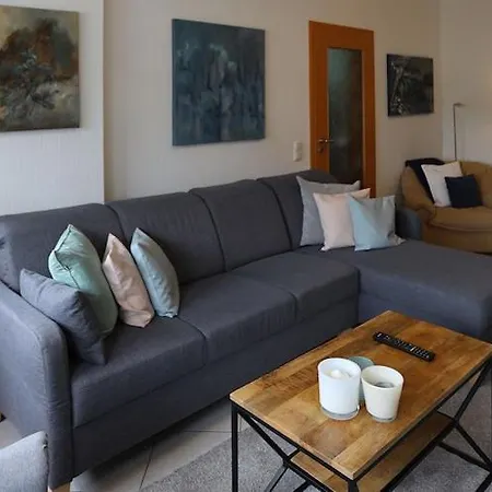 Vulkaneifel Garden Retreat, Cleaning Included Apartment