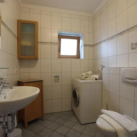 Vulkaneifel Garden Retreat, Cleaning Included *