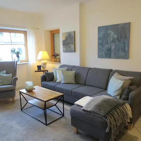 Vulkaneifel Garden Retreat, Cleaning Included Daun