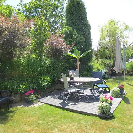 Apartment Vulkaneifel Garden Retreat, Cleaning Included Daun