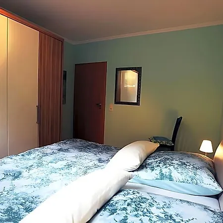 Vulkaneifel Garden Retreat, Cleaning Included דאון