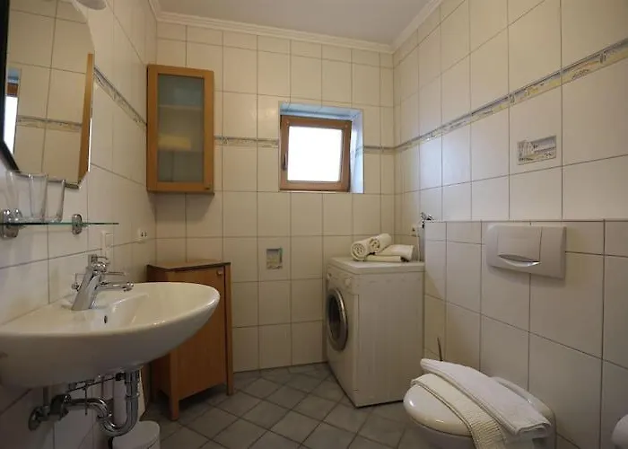 Vulkaneifel Garden Retreat, Cleaning Included *