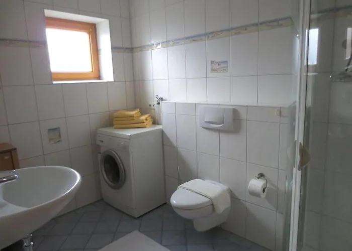 Vulkaneifel Garden Retreat, Cleaning Included Apartment *